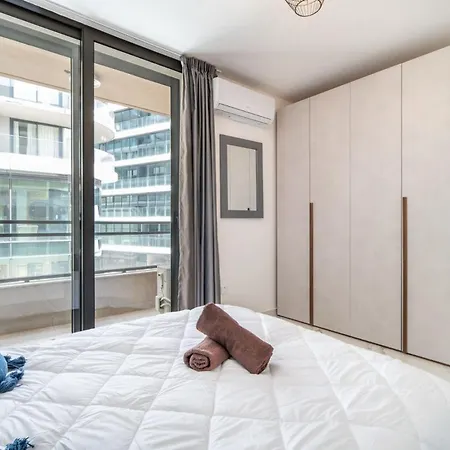 Modern 2br Escape In St Julians By Buena Vista 아파트