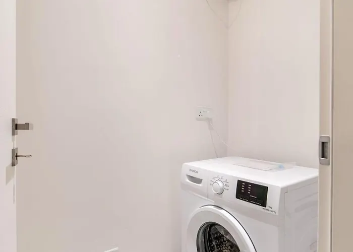 Modern 2br Escape In St Julians شقة سانت جوليان