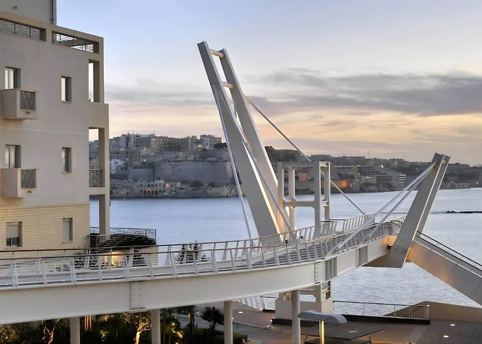 شقة Modern 2br Escape In St Julians سانت جوليان