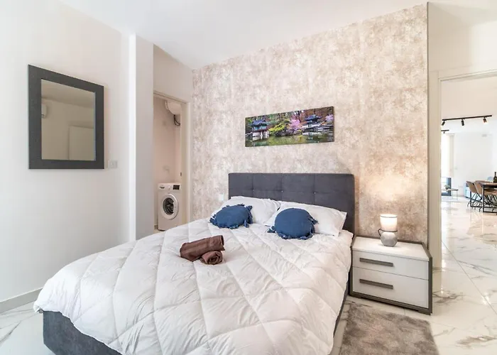 Modern 2br Escape In St Julians سانت جوليان