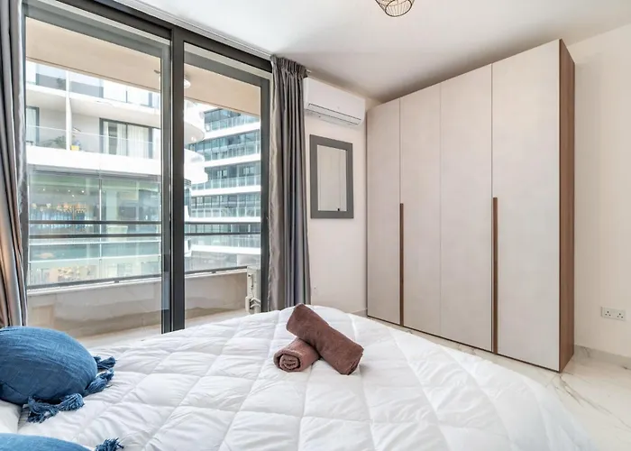 Modern 2br Escape In St Julians شقة